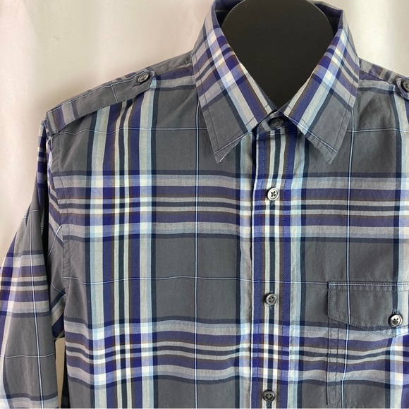 Banana Republic Plaid Button Down Shirt size small (14-14.5)100% cotton. - Picture 10 of 12